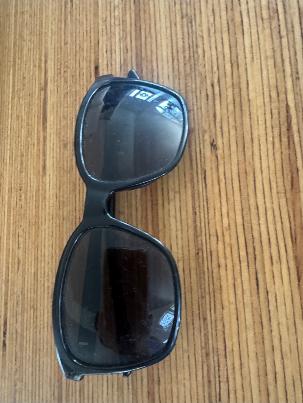 SMITH Black Sunglasses with Dark Gray Lenses